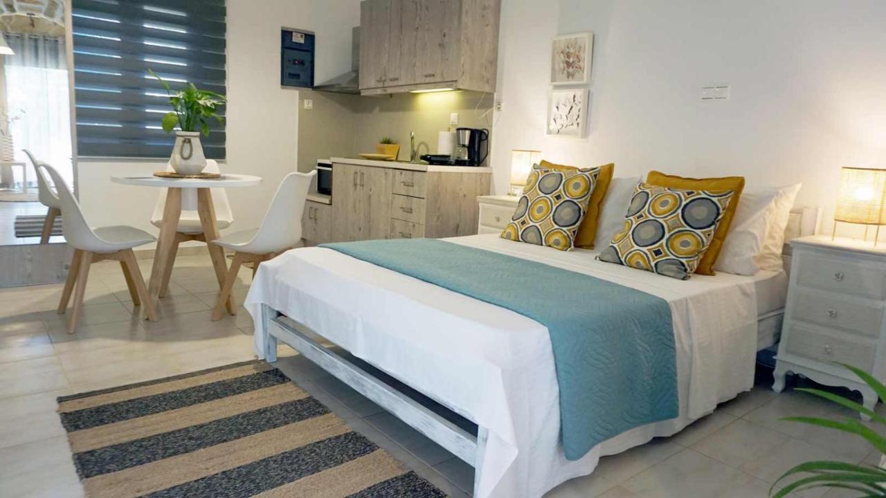 Studio Eleni - Oasis Holiday Houses Kokkinos Pirgos Esterno foto