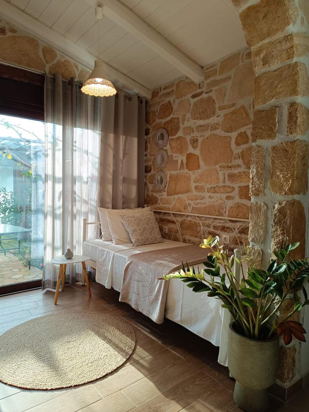 Studio Eleni - Oasis Holiday Houses Kokkinos Pirgos Esterno foto
